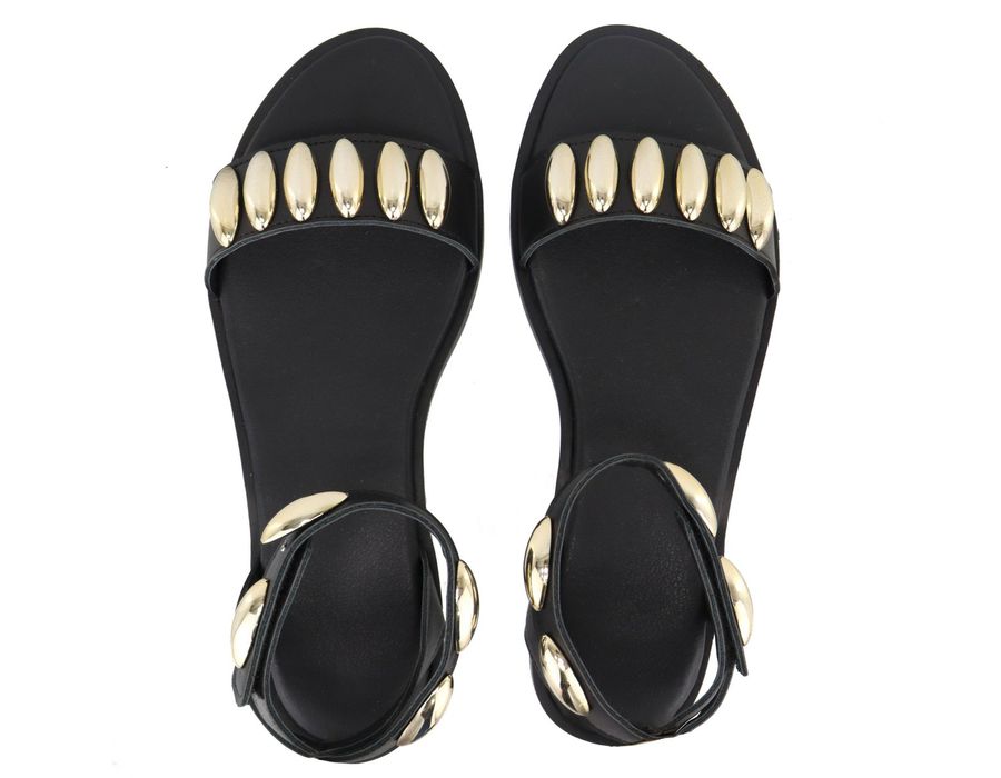 Flat Rasteira Nina Preta | KUENTO SHOES